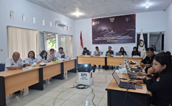 Bawaslu Minahasa melaksanakan pengawasan Rapat Pleno Rekapitulasi PDPB Triwulan II Kabupaten Minahasa oleh KPU Minahasa