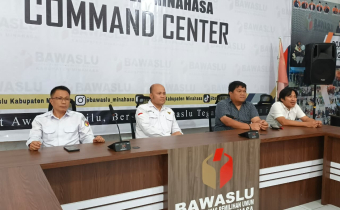 Bawaslu Kabupaten Minahasa mengikuti kegiatan "Sinergi Bawaslu dan BSSN: Memperkuat Keamanan Digital dalam Tata Kelola Pengawasan Pemilu" secara daring di Command Center Bawaslu Kabupaten Minahasa, Rabu (9/9/2026).