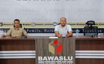 Bawaslu Kabupaten Minahasa mengikuti rapat persiapan kegiatan “Keker Pemilu” yang diselenggarakan Bawaslu Provinsi Sulawesi Utara secara daring melalui Zoom Meeting dari Command Center Bawaslu Kabupaten Minahasa, Kamis (15/10/2026).